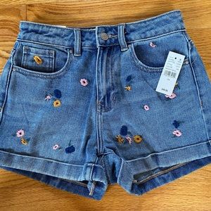 New With Tags!!! Pacsun Jean shorts